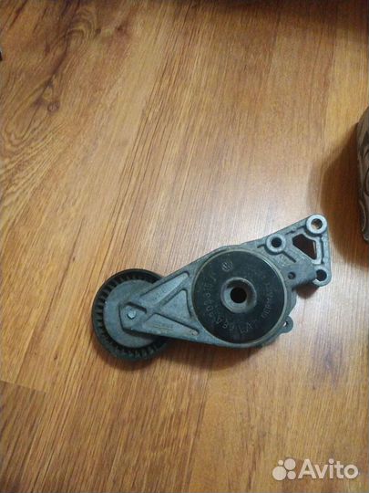 Помпа на пассат b6