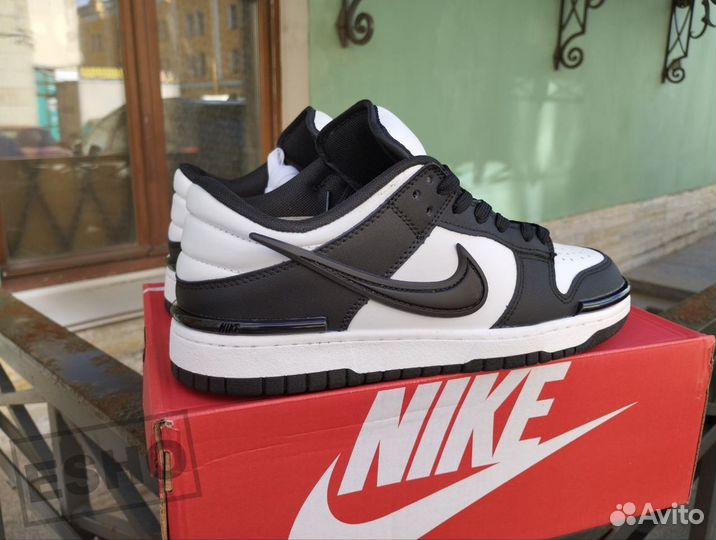 Nike Dunk Low Twist Panda