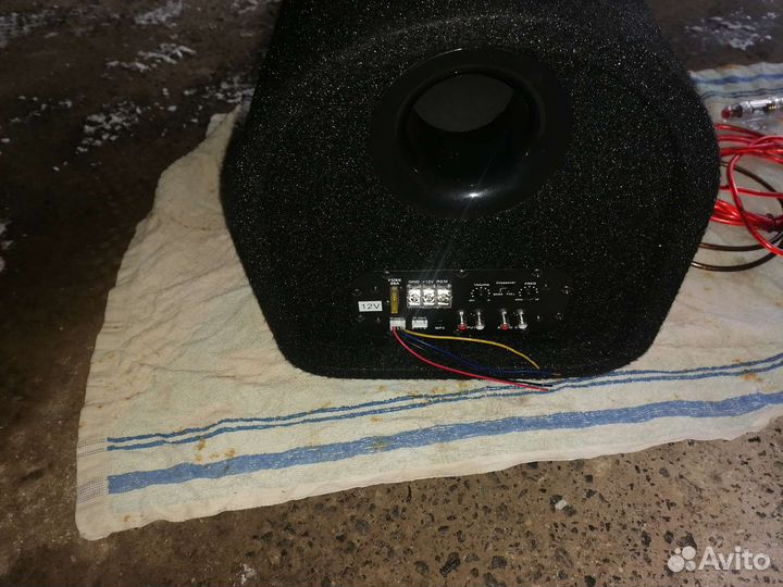 Сабвуфер Lowei