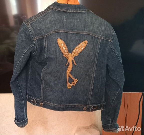 Джинсовая куртка