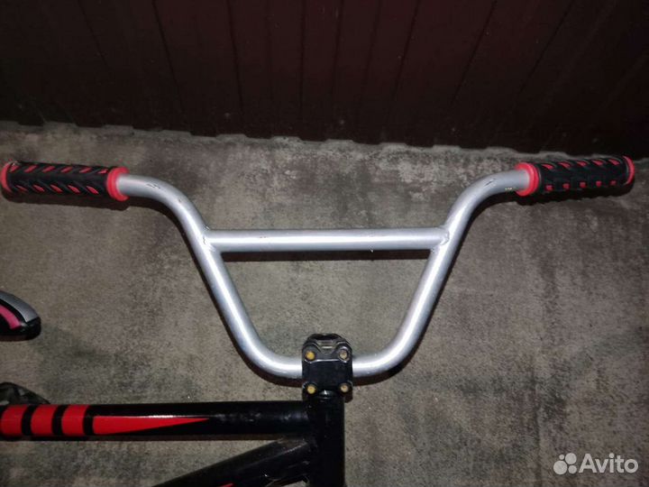 Велосипед BMX