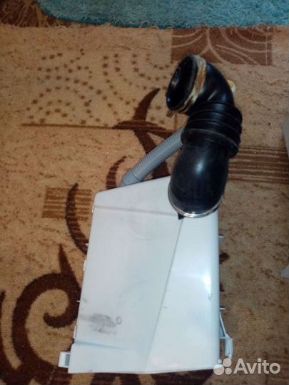 В сборе бункер, кувета, патрубок