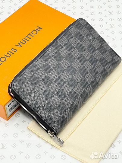 Louis vuitton органайзер