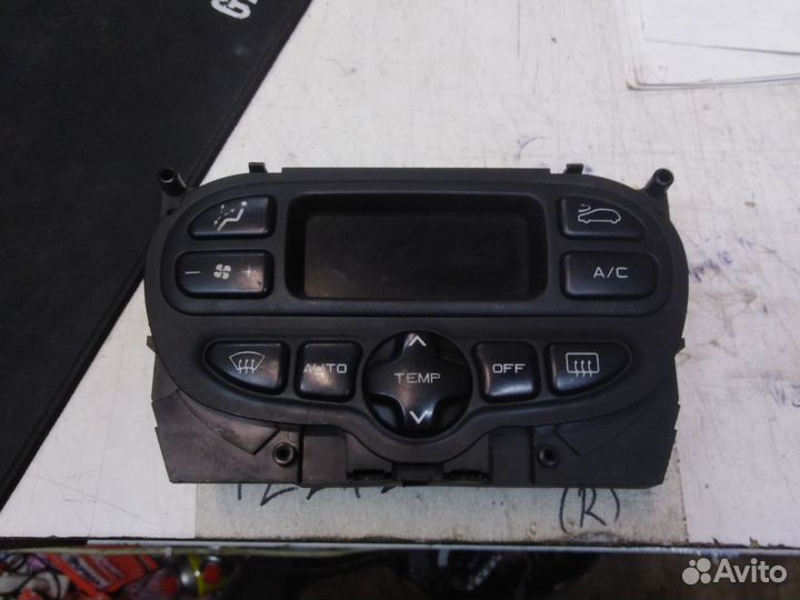 Блок управления климатом Peugeot 307