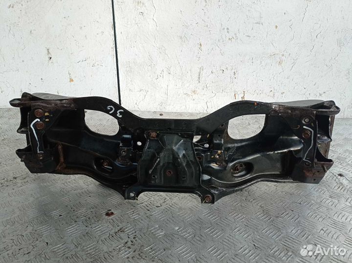 Подрамник Subaru Tribeca WX