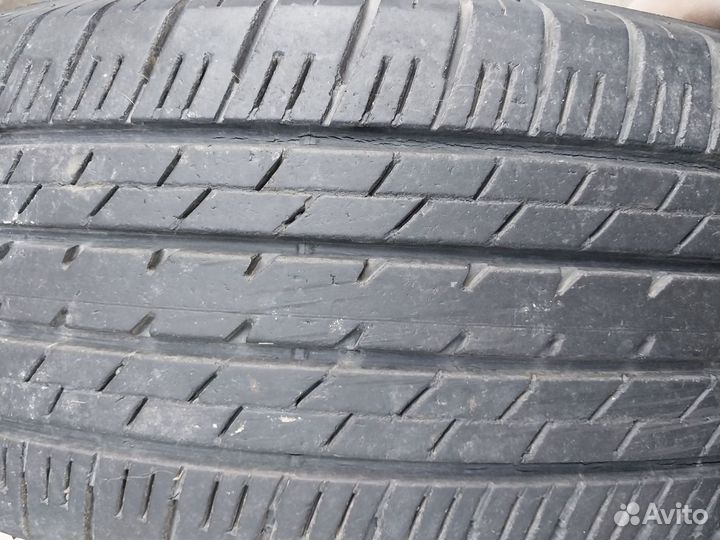 Bridgestone Dueler H/L 33 235/65 R18 106V