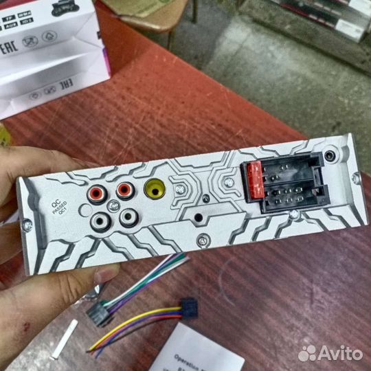 Автомагнитола GB с блютуз, двумя USB, 7 цветов LCD