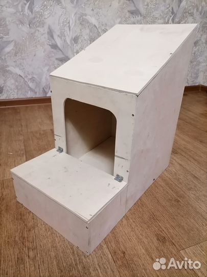 Гнездо для кур с яйцесборником