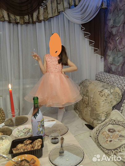 Нарядное платье для девочки