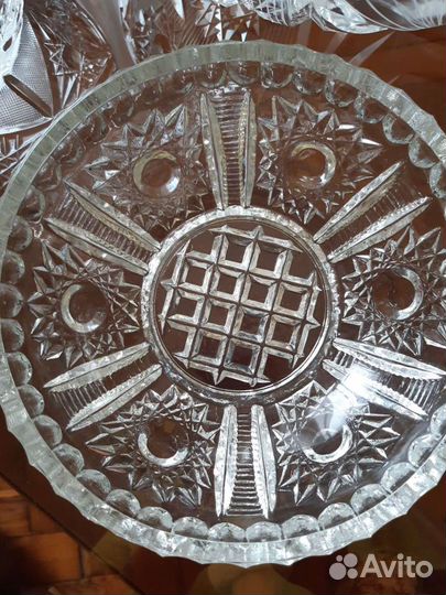 Вазы хрустальные