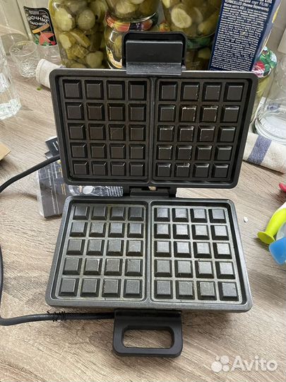 Вафельница redmond