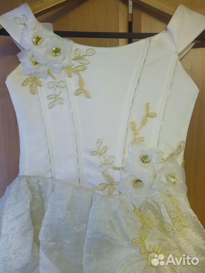 Платье для девочки на праздник