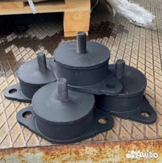 Подушка амортизатор катка Тасоm TC40