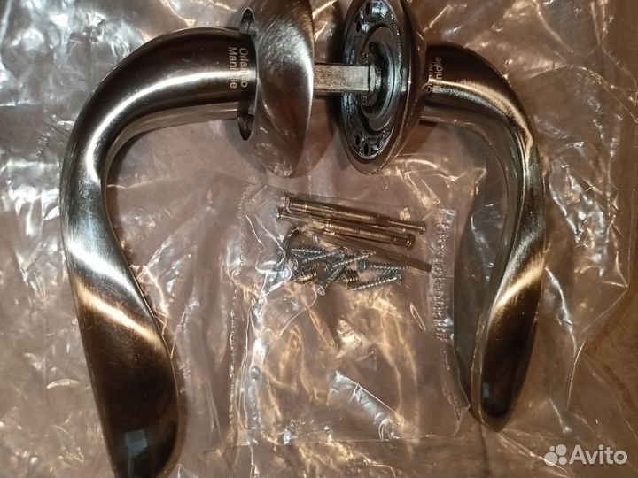 Дверная ручка