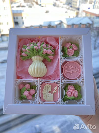 Шоколад ручной работы на день рождения