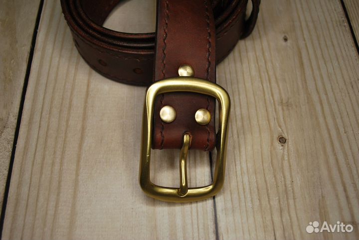 Мужской кожаный ремень
