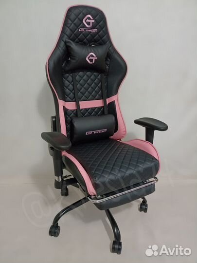 Кресло геймерское черно-розовое с качанием. Новое