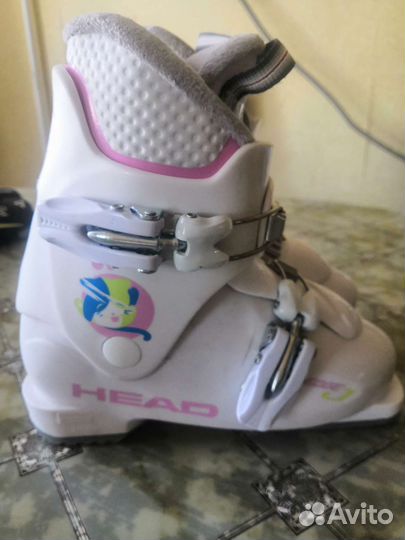 Горнолыжные ботинки детские все в хорошем состояни