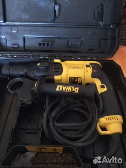 Перфоратор dewalt