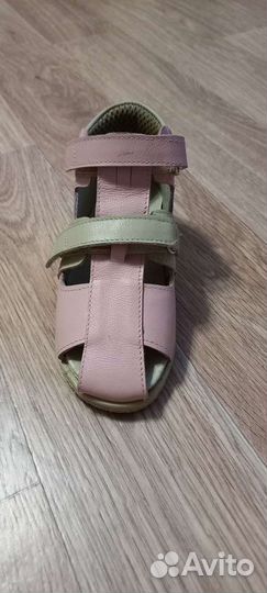 Босоножки для девочки