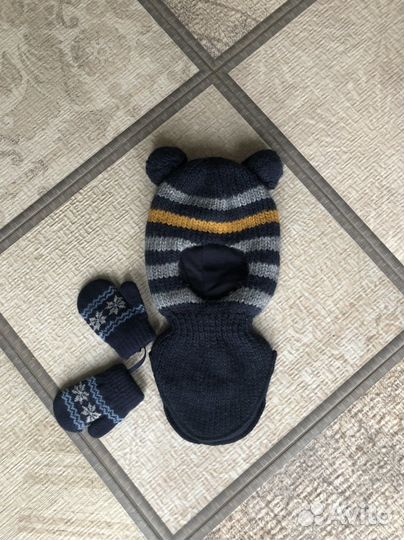 Шапка шлем и варежки