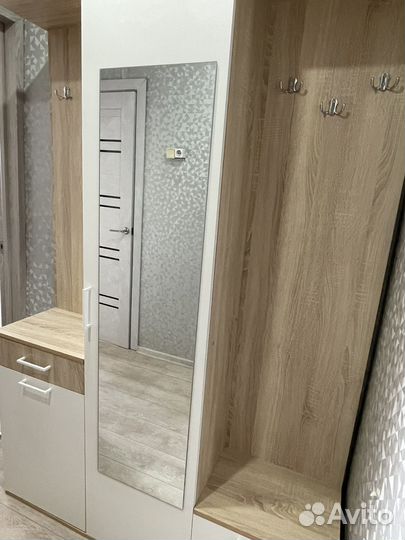 Шкаф в прихожую бу