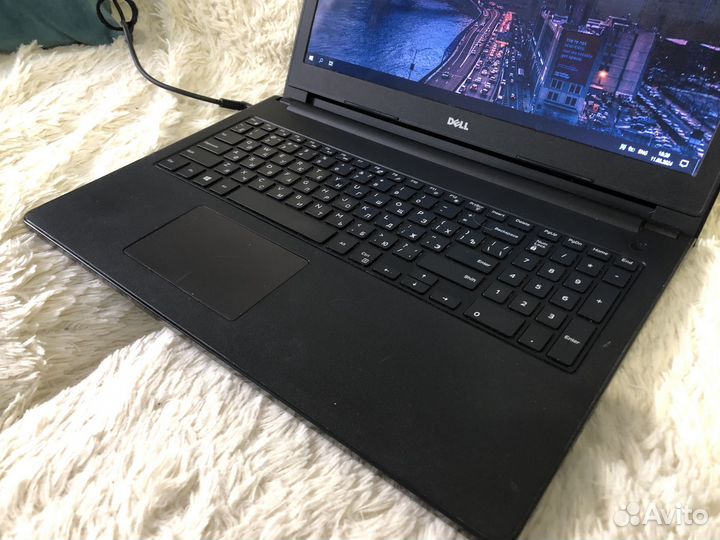 Dell Inspiron 15 (возможно по частям)