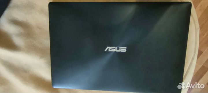 Ноутбук asus