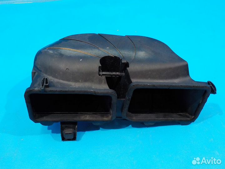 Воздухозаборник mercedes-benz C-class (W204) 2007