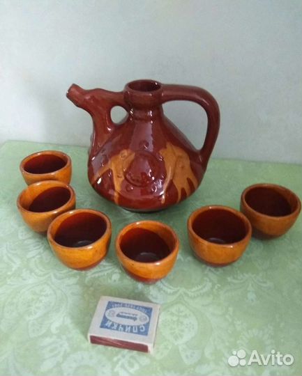 Глиняный кувшин для вина/водки