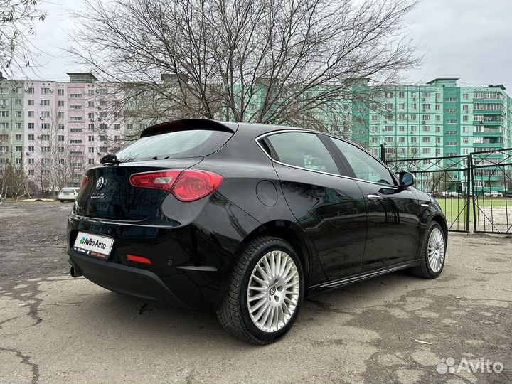 Alfa Romeo Giulietta 1.4 МТ, 2010, 120 000 км