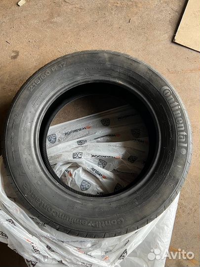 Continental ContiPremiumContact 2 215/60 R17 86H