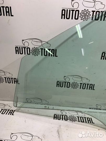 Стекло двери переднее левое Mazda 6 GH LF 2011