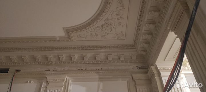 Мастера монтажа и покраски гипсовых изделий