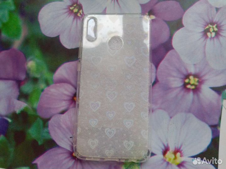 Чехол на телефон