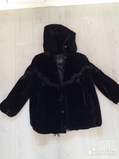 Шуба мутоновая с капюшоном 56 - 60 р На доставке