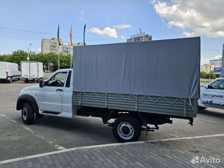 УАЗ Профи 2.7 МТ, 2023, 8 км