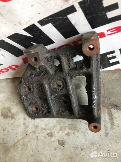 Кронштейн кондиционера Kia Avella 1.5 2000