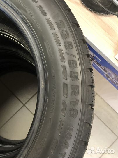 Nokian Tyres Hakkapeliitta 7 SUV 235/55 R18 104T