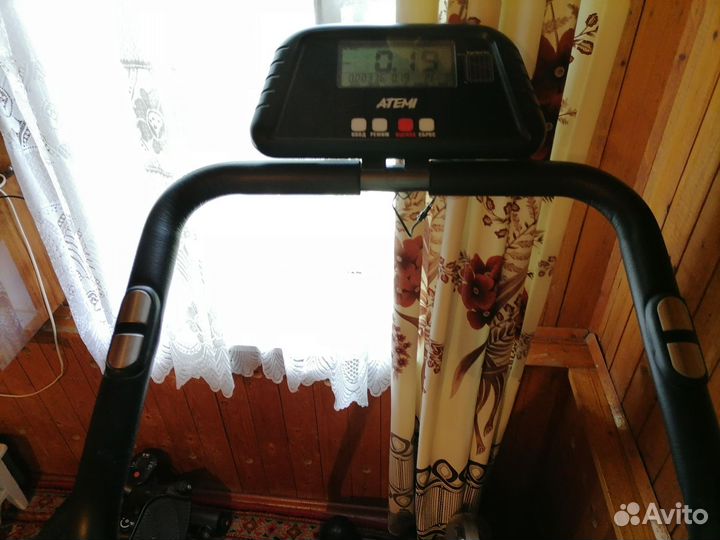 Беговая дорожка механическая