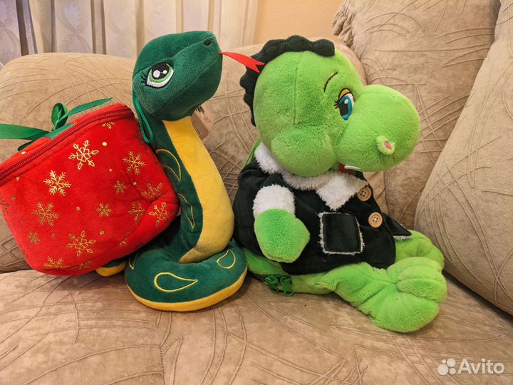 Игрушки мешки змея, дракон из-под сладких подарко
