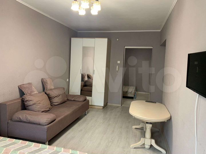 2-к. квартира, 45 м², 1/10 эт.