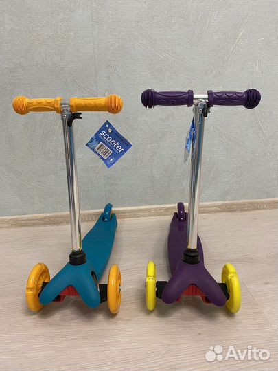Самокат новый трехколесный