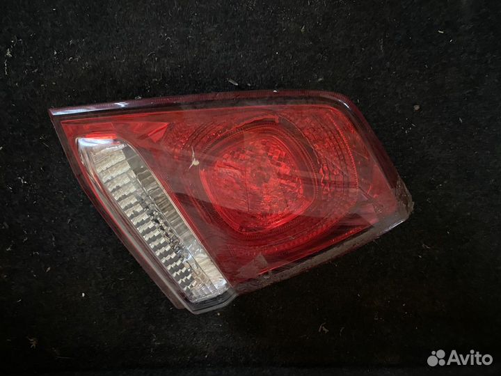 Фонарь задний правый Лэнд Круизер 200