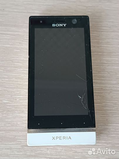Sony Xperia U, 8 ГБ