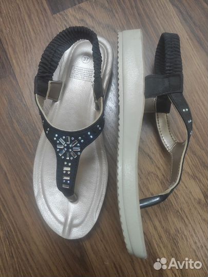 Босоножки женские 37 размер новые