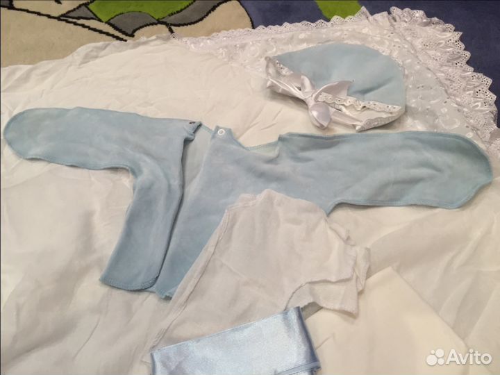 Продам комплект для новорождённого на выписку 10 п