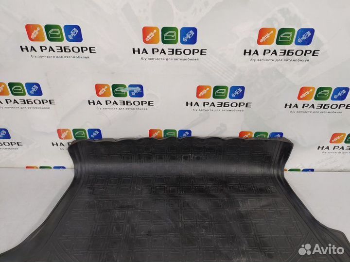 Коврик багажника Toyota Land Cruiser 200 1VD-FTV