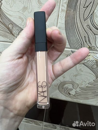 Nars консилер honey