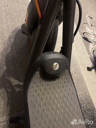Электросамокат ninebot kickscooter f40
